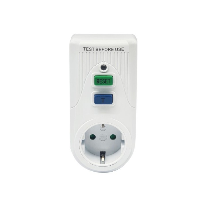 Adapter with surge protection from a male plug to a female socket for GENERAL USE