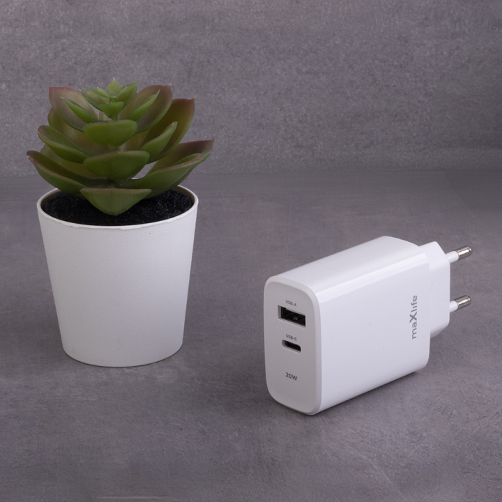 Universal φορτιστής USB 2.1A διπλός σε λευκό χρώμα ΓΕΝΙΚΗΣ ΧΡΗΣΗΣ U...